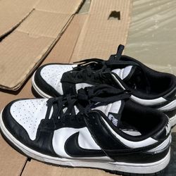 Nike Dunks 