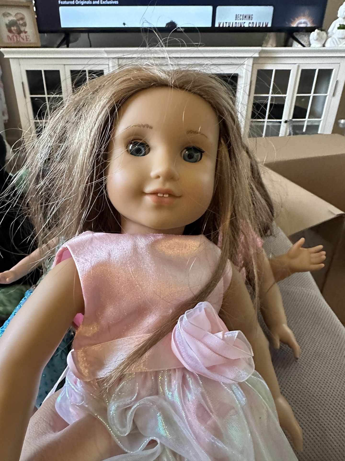 4 American Girl Dolls