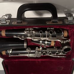 Jupiter Clarinet With Hard Card
