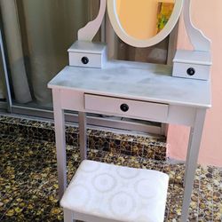 Makeup Vanity Table and Stool Set, Silver