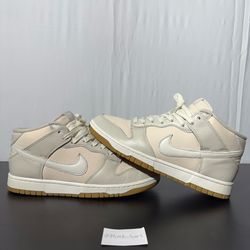Nike (Canvas light dunk mid) sz. 10