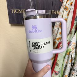 Stanley 40 oz tumblers 