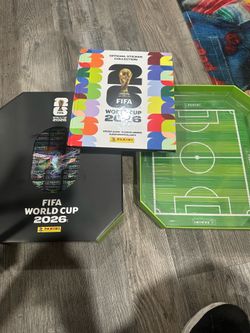Álbum del mundial con caja de cotsco pasta dura