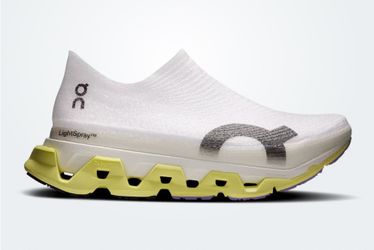 LightSpray Cloudmonster 3 Hyper. Womens 13 | Limelight | Bloom