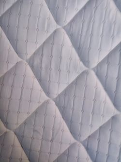 Full Size Matress Set ( This is the best bed on Offerup)