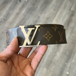 Louis Vuitton Men Belt 