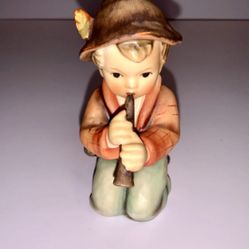 Vintage Goebel Hummel "Little Tooter" Nativity Shepherd  #214/H TMK4