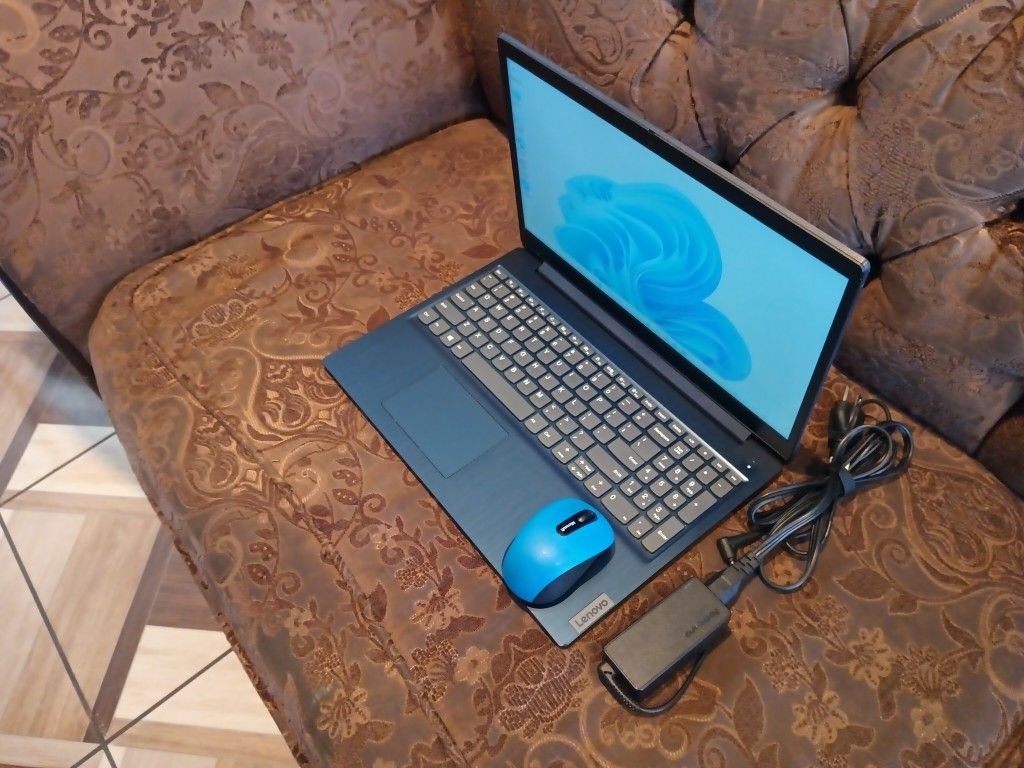 Laptop Lenovo 81WE-core i3-10th Gen-8gb Ram-128gb HD SSD Solid-Go-od For Stud-ents Bue-na-para Estu-diantes.