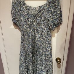 Blue and white floor dress size 2 XL