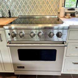 Viking Induction Oven Range W/ Convection Oven