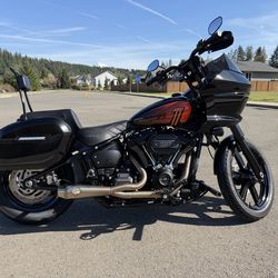 2022 Harley street bob 114