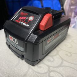 M18 18 REDLITHIUM HIGH OUTPUT XC6,0