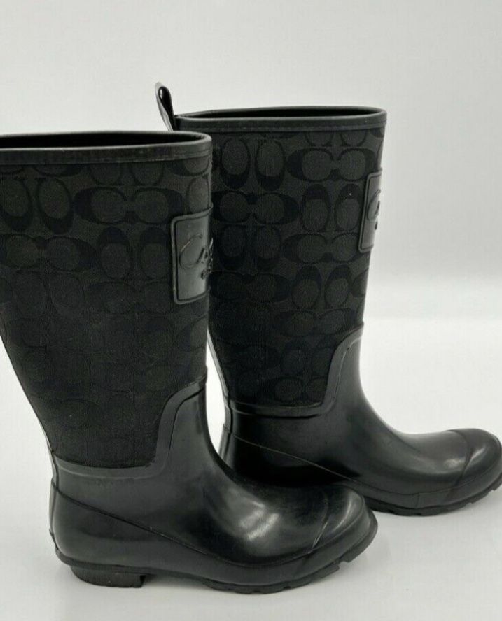 Sz 8 Coach Rain Boots