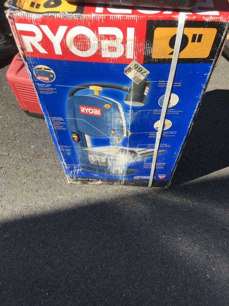 Ryobi 9in. Band Saw BS 903 NIB