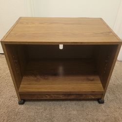 Rolling TV Stand 