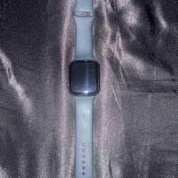 2nd gen SE 44mm Apple Watch 