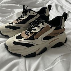 Steve Madden sneakers 