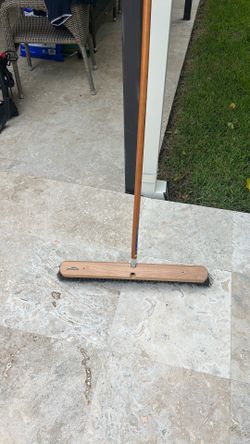 Craftsman contractor Broom- New