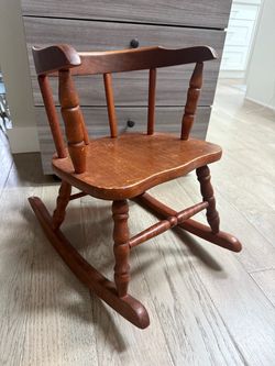 Mini wood rocking chair