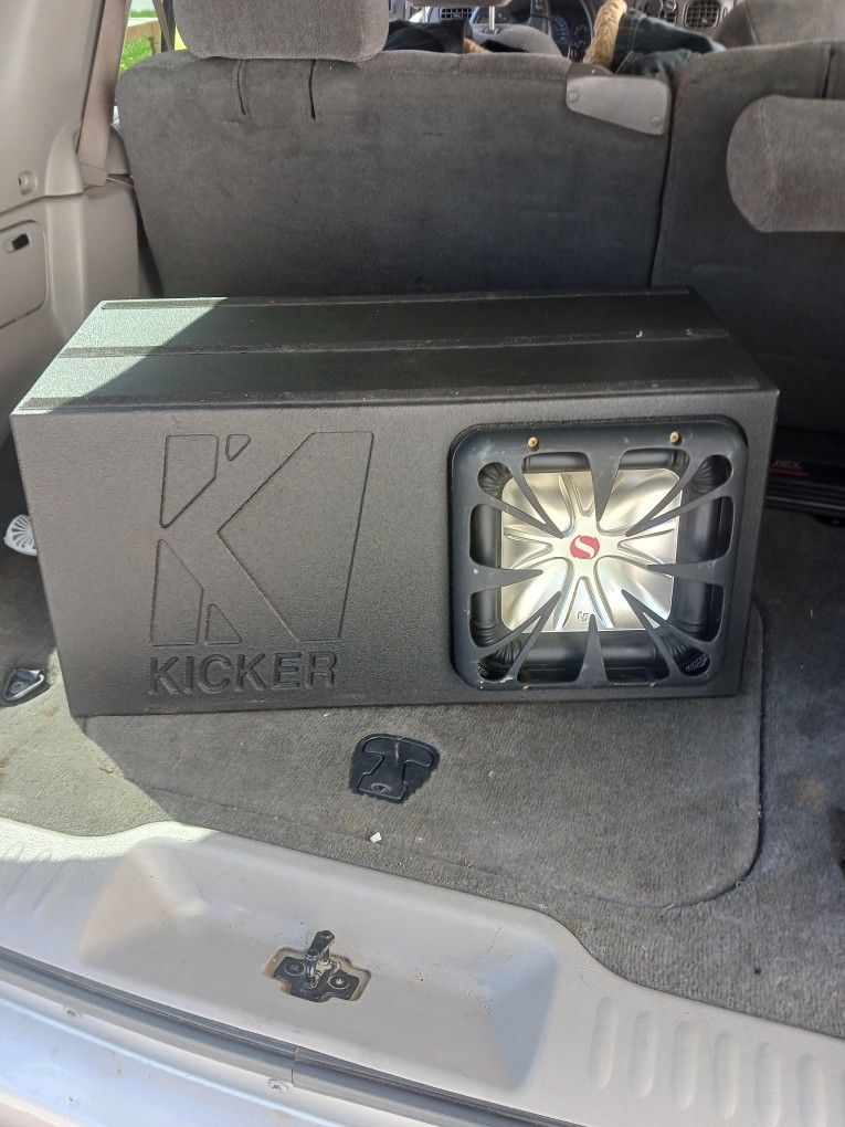 12 In Kicker Subwoofer