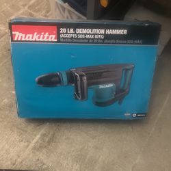 Makita Demolition Hammer 