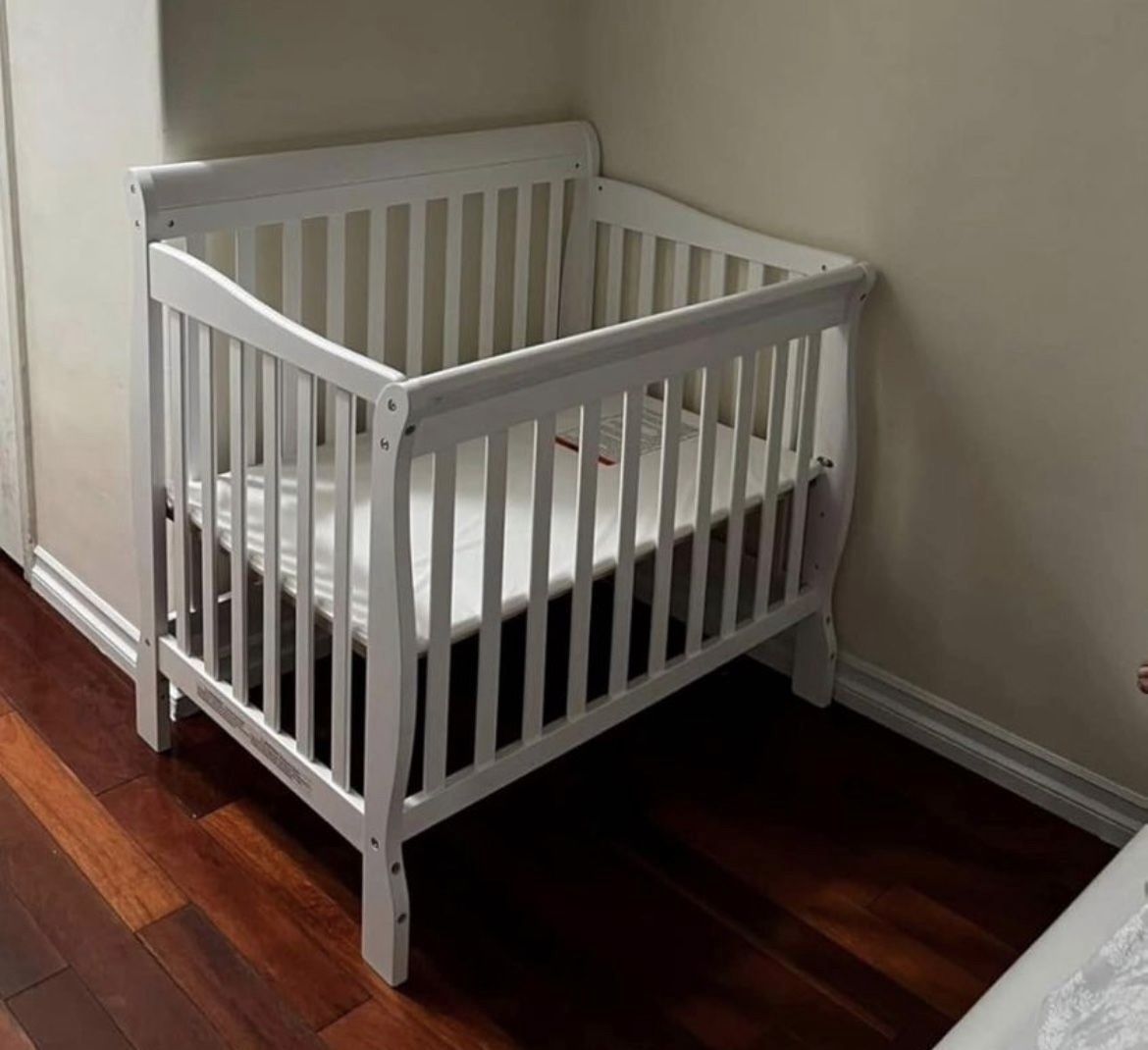 Dream On Me Aden 4-in-1 Convertible Mini Crib In White & 5” Mattress