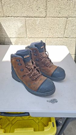 Size 11 D Ariat Work Boots Composite Toe