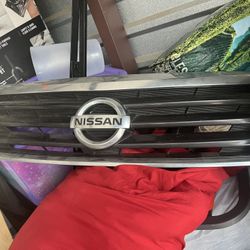 Nissan Grill 