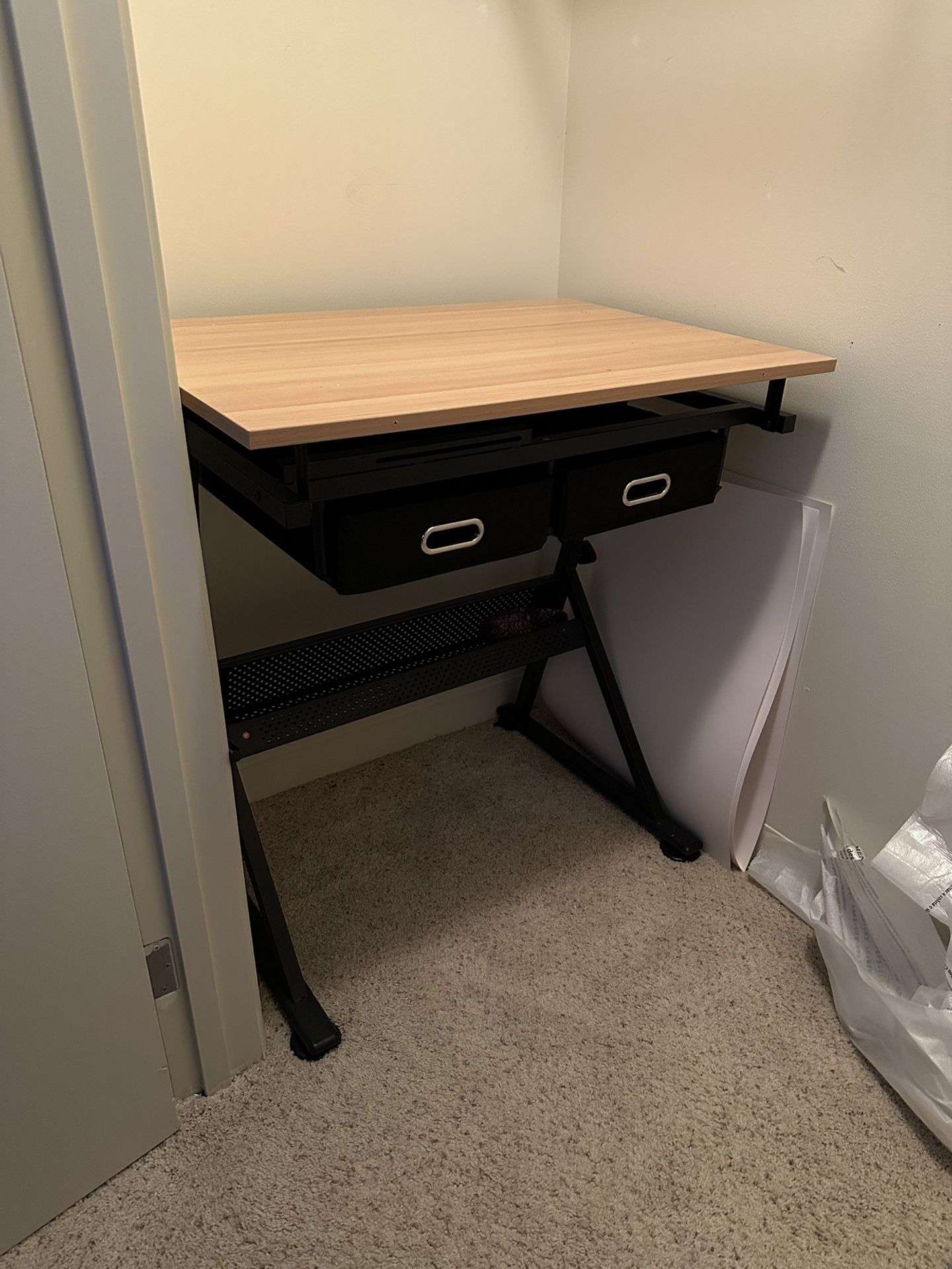Art Table