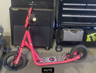 Mongoose scooter