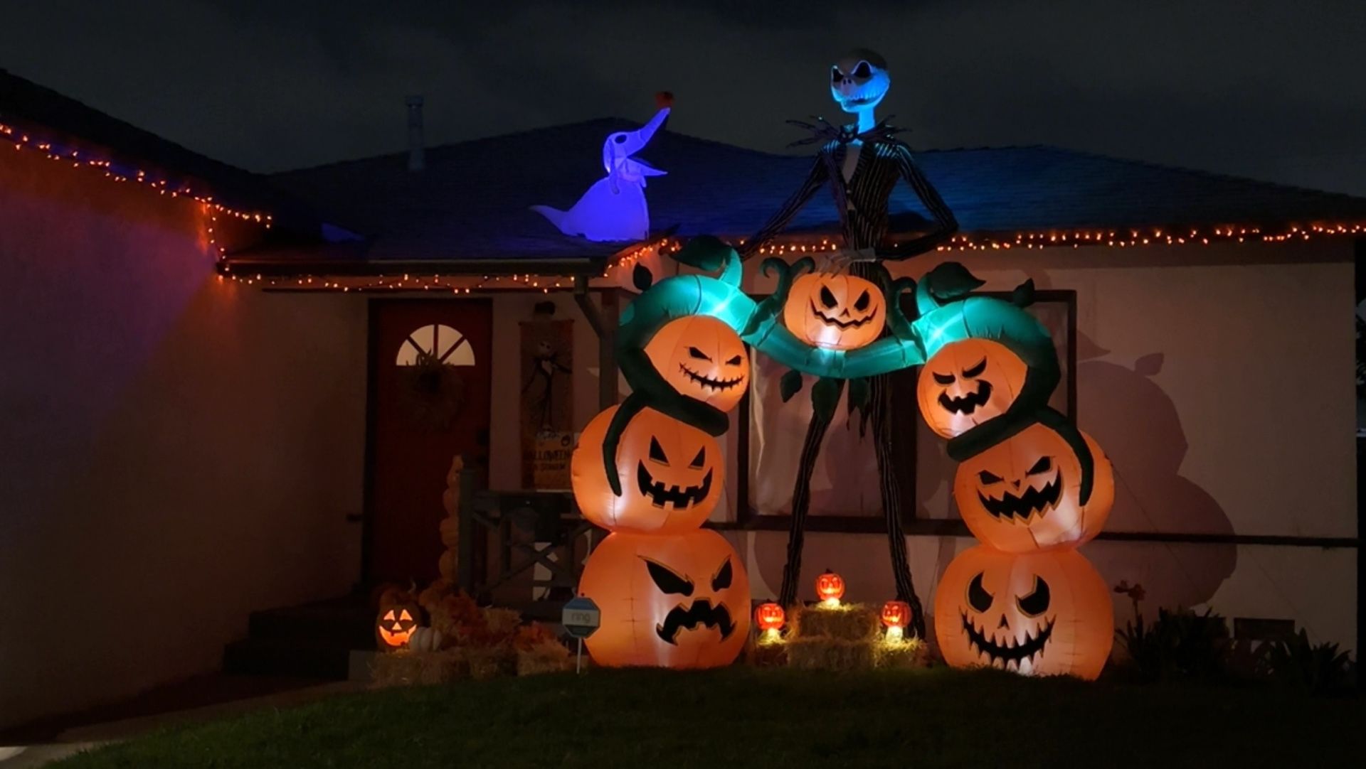 9ft Light-Up Jack-O-Lantern Archway Inflatable - Spirit Halloween