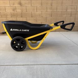 GORILLA CARTS 7 cu. ft. Evolution Poly Garden Cart