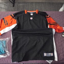 NFL JERSEY - BRAND NEW 