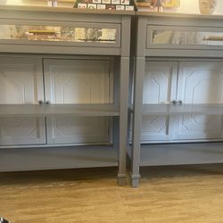 Entry/Console/Bedside Table In Style 40$ Each But 60$ Both