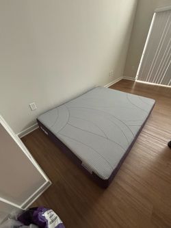 Restore Soft, Queen, Like New, Perfect Condition