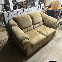 FREE Couch Loveseat 