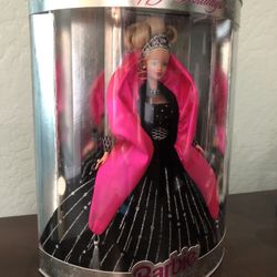 Happy Holidays Barbie 1998 Rare Error