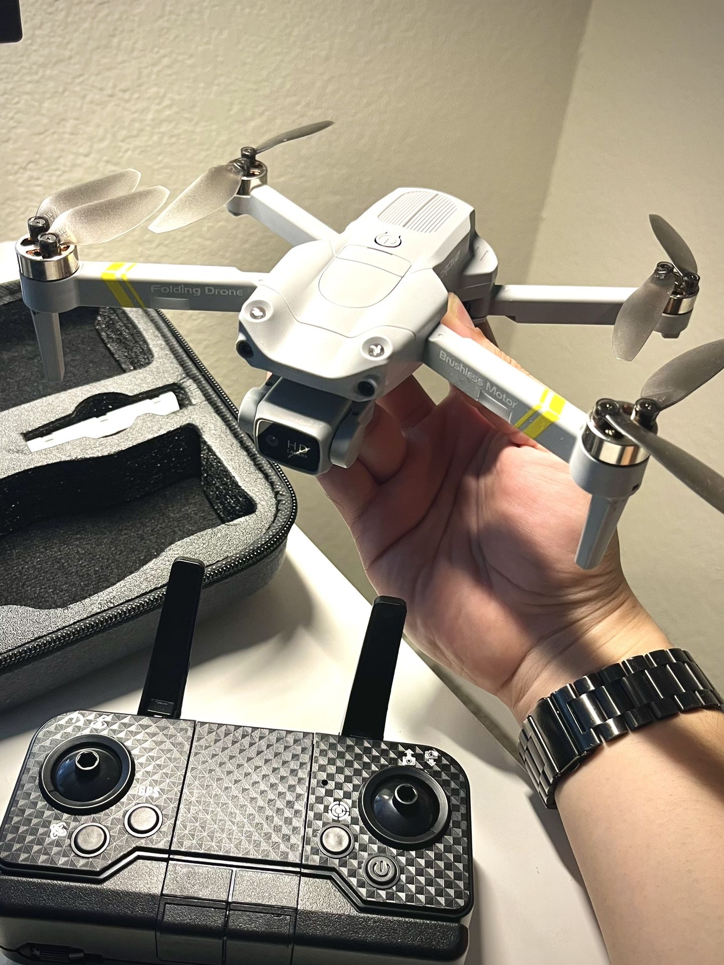 G5 Folding Drone