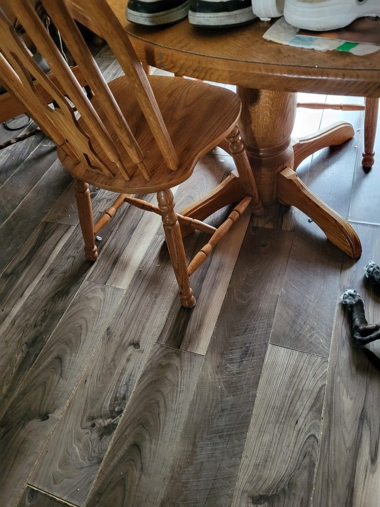Oval Pedestal  Dining Room Table With Hutch