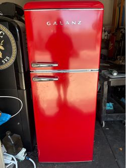 Retro Refrigerator like new