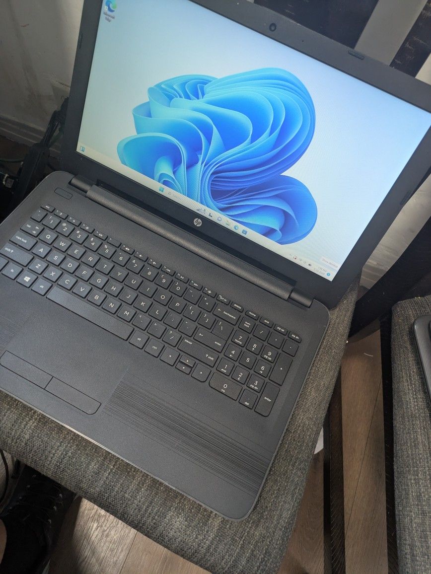 HP LAPTOP COMPUTER FAST 500GB HDD WINDOWS 11 AND OFFICE 2021
