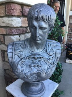 Statue