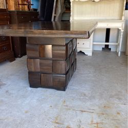 Dinning Room Table 