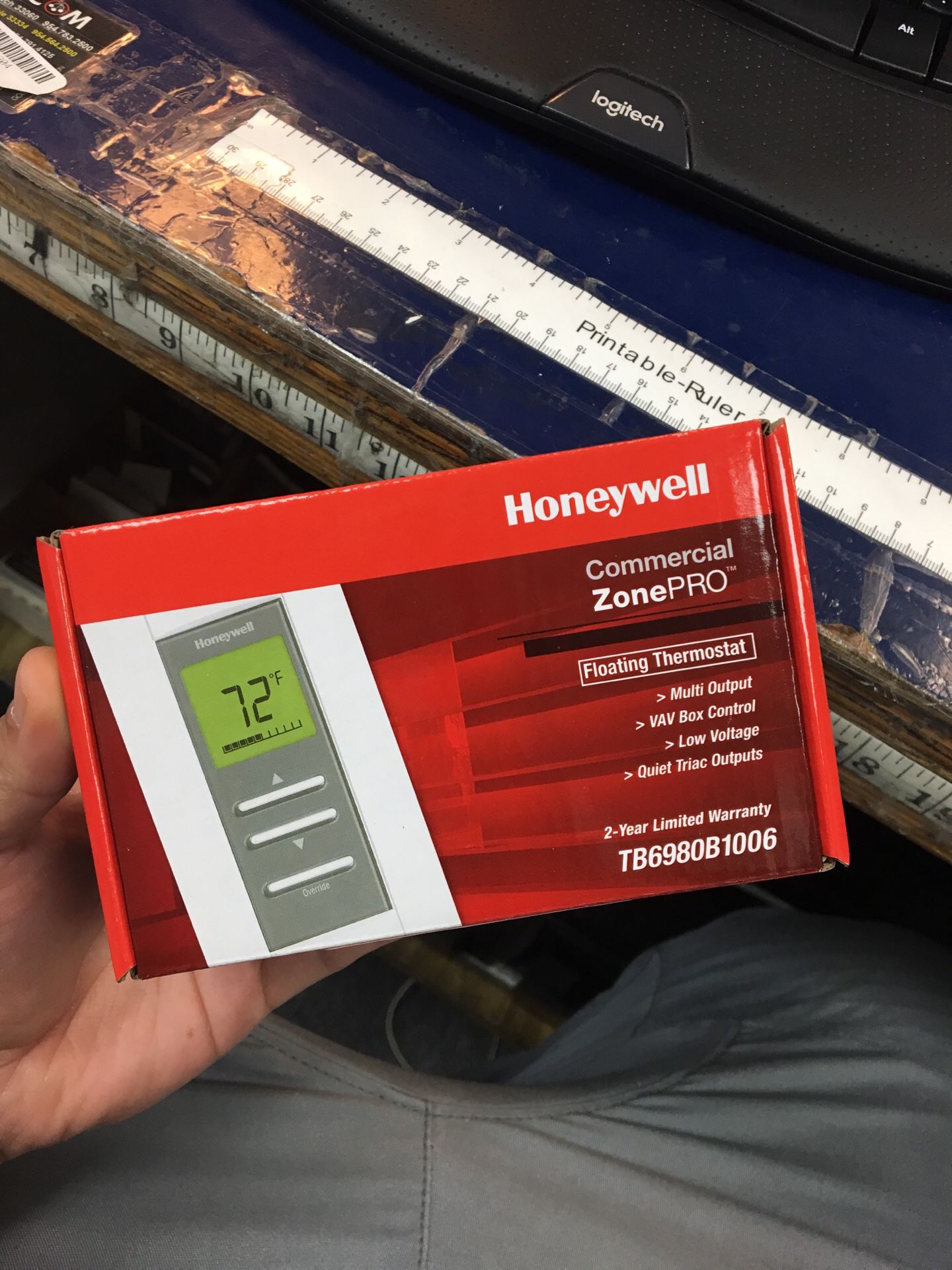 HONEYWELL - ZONE PRO FLOATING THERMOSTAT A/C