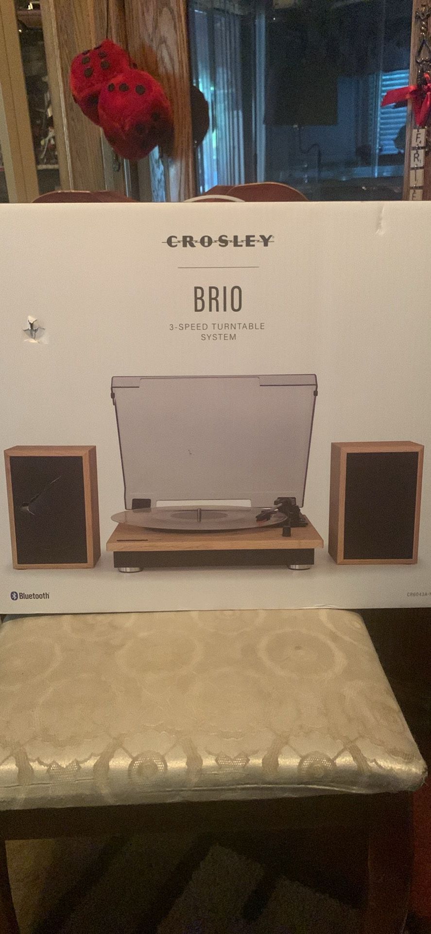 Brio Turntable With Bluetooth Speakers