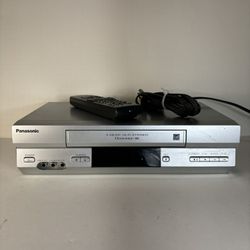 Panasonic PV-V4525S VCR Player Recorder VHS With Remote