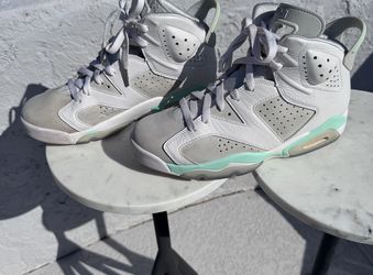 Air Jordan Retro 6 “Mint Foam” Womens Size 8.5