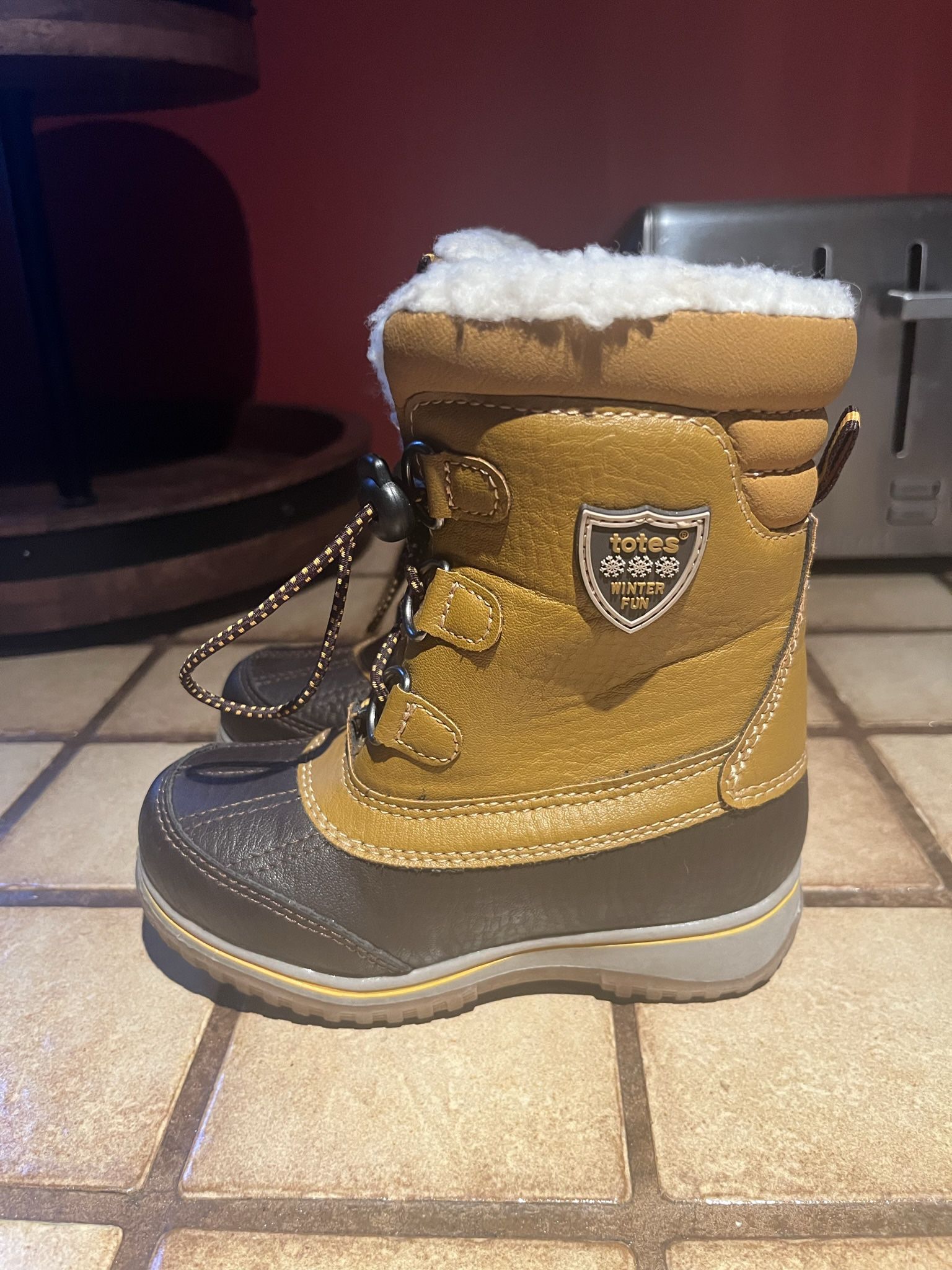 Toddler Boys Size 9 Winter/ Snow Boots