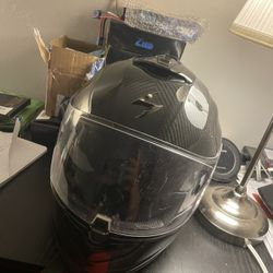 Scorpion EXO-ST 1400 CARBON