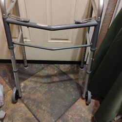 New  Aduult Walker $20 Firm Price Local Pickup Fcfs